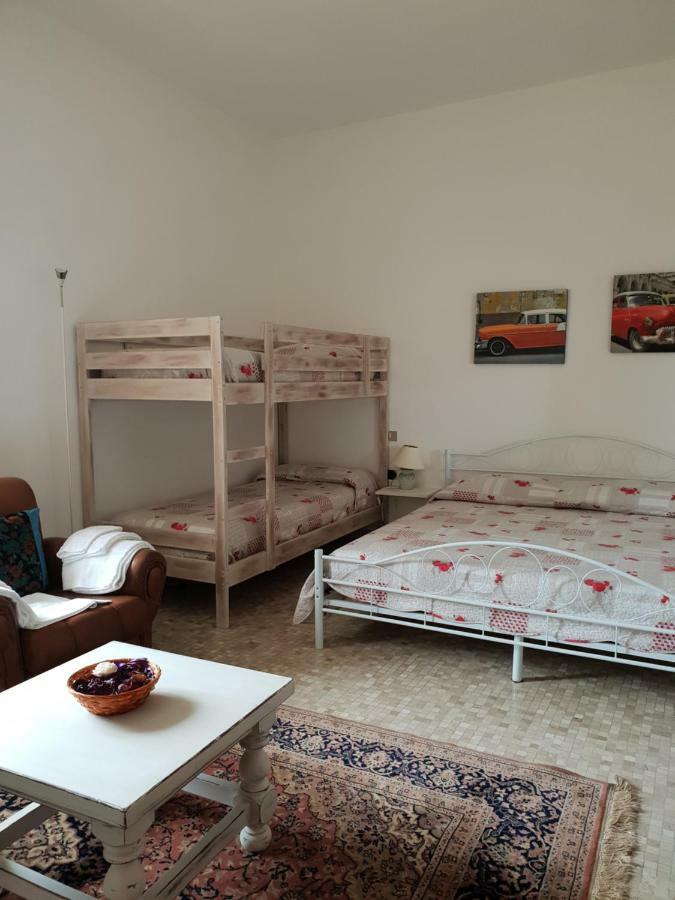 Camere "Le Margherite" Olbia Exterior foto